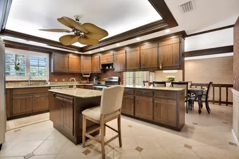Kitchen - 3360 SE Golf Trl, Stuart, FL 34997 photo 1 of 4