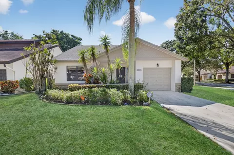 4692 Daylily Ct, Boynton Beach, FL 33436