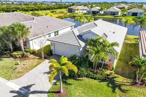 11621 SW Hawthorne Hl, Port Saint Lucie, FL 34987
