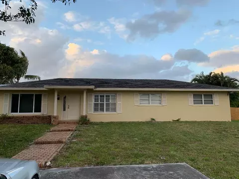 7086 Lawrence, Boynton Beach, FL 33436