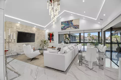 19297 Sabal Lake Dr #5072, Boca Raton, FL 33434