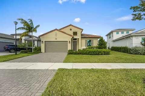 11249 SW Pietra Way, Port Saint Lucie, FL 34987