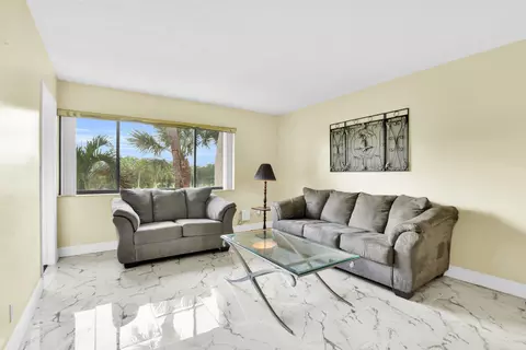 4393 Trevi Ct #302, Lake Worth, FL 33467