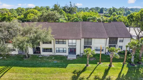 4745 Lucerne Lakes Blvd #103, Lake Worth, FL 33467