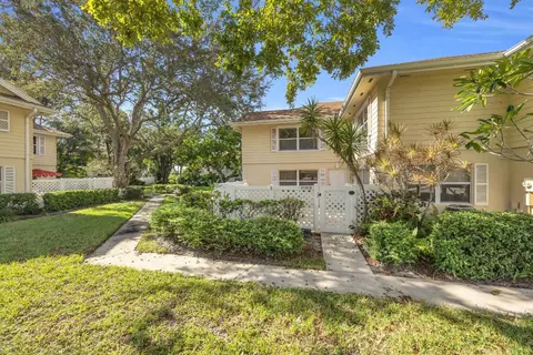 8130 Sedgewick #30B, West Palm Beach, FL 33406