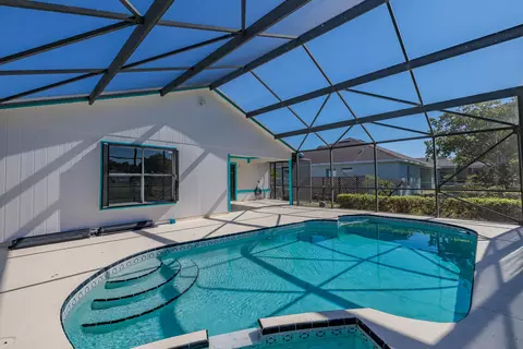 2352 SE West Blackwell Dr, Port Saint Lucie, FL 34952