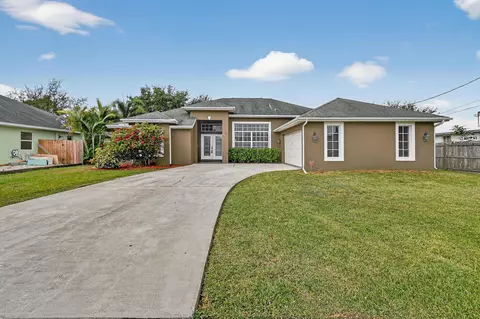 3960 SW Hablow St, Port Saint Lucie, FL 34953