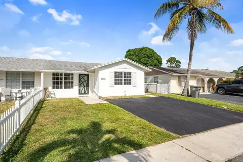 5075 Grant, West Palm Beach, FL 33415