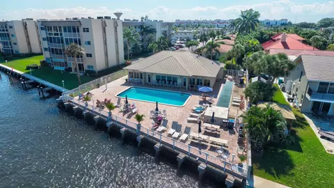 638 Snug Harbor Dr #E11, Boynton Beach, FL 33435