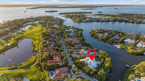 View/Area - 6968 SE Harbor Cir, Stuart, FL 34996 photo 3 of 7