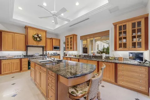 Kitchen - 6968 SE Harbor Cir, Stuart, FL 34996 photo 1 of 2