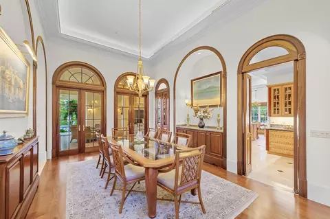 Dining - 6968 SE Harbor Cir, Stuart, FL 34996 photo 2 of 2