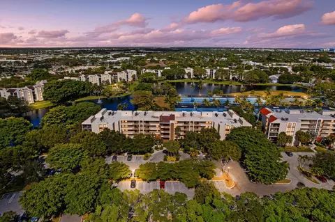 955 Egret Cir #109, Delray Beach, FL 33444