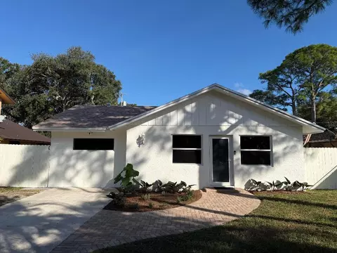 7676 4th Ter, Lake Worth, FL 33463