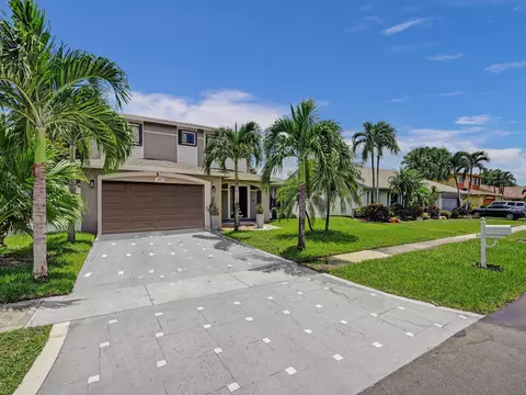 9610 Dunhill Dr, Miramar, FL 33025