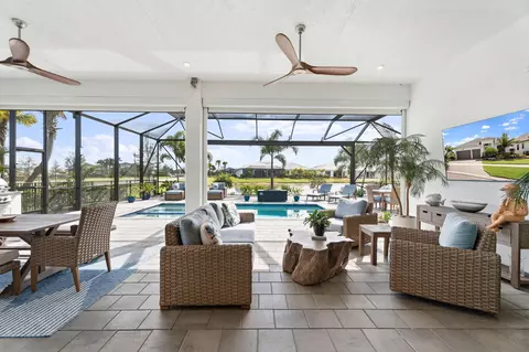 8688 SW Cantante Way, Port Saint Lucie, FL 34987