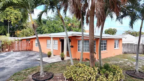819 Colonial Rd, West Palm Beach, FL 33405