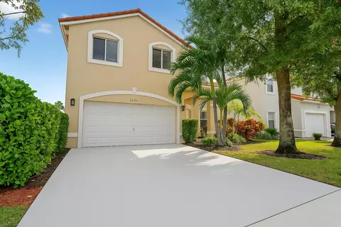 6164 Willoughby Cir, Lake Worth, FL 33463