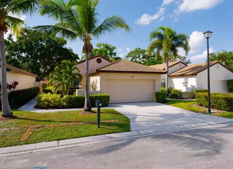 48 Ironwood Way N, Palm Beach Gardens, FL 33418