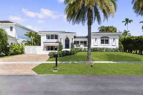 1330 NE 4th Ave, Boca Raton, FL 33432
