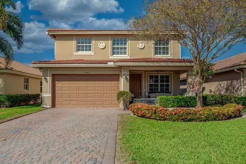 3285 SW Porpoise Cir, Stuart, FL 34997