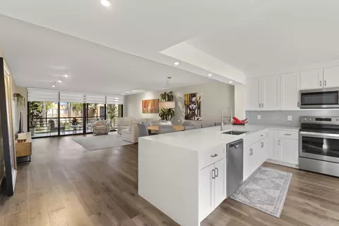 11296 Green Lake Dr #204, Boynton Beach, FL 33437
