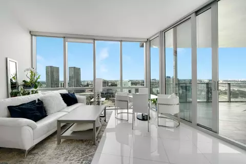 851 NE 1st Ave #2410, Miami, FL 33132