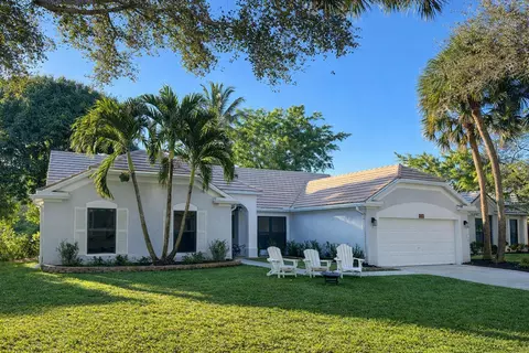 1710 Park Tree Pl, Delray Beach, FL 33445
