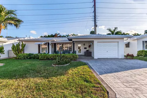 320 NW 24th Ct, Pompano Beach, FL 33064