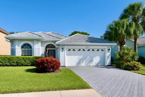 7205 SE Seagate Ln, Stuart, FL 34997
