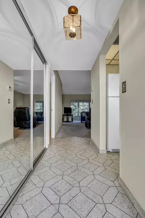 7855 NW 5th Ct #203, Margate, FL 33063
