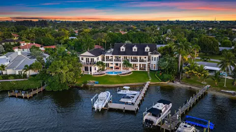 18137 Palm Point Dr, Jupiter, FL 33458