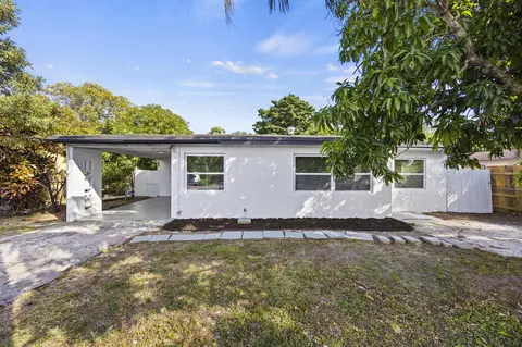 349 SW 11th Ave, Delray Beach, FL 33444