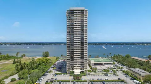 5600 N Flagler Dr #2802, West Palm Beach, FL 33407