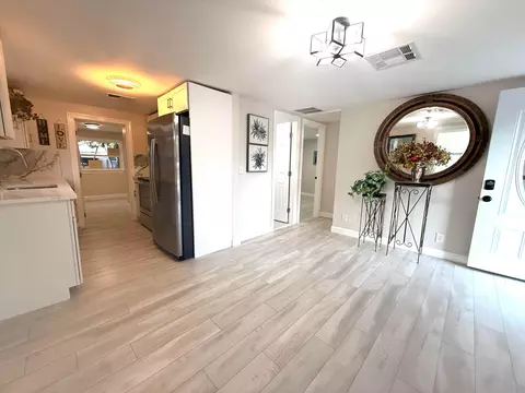 1093 Highview Rd, Lantana, FL 33462