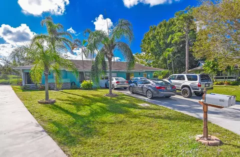 1082 SE Saint Lawrence, Stuart, FL 34997