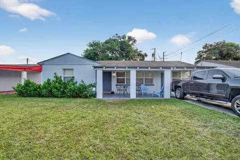 173 W 18th St, Riviera Beach, FL 33404