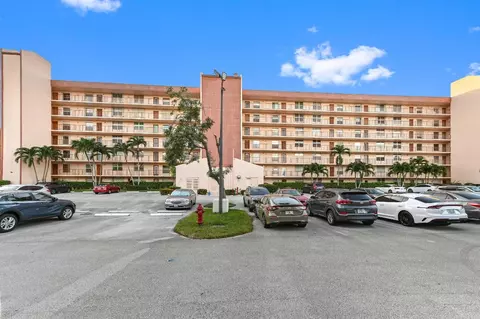 14671 Bonaire Blvd #104, Delray Beach, FL 33446