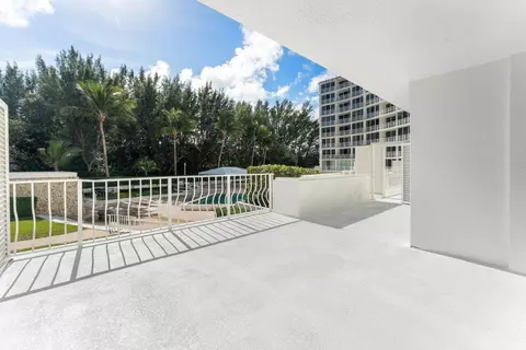 2774 S Ocean Blvd #107, Palm Beach, FL 33480