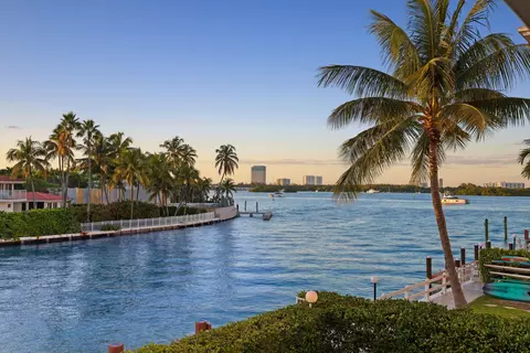 10180 W Bay Harbor Dr #2C, Bay Harbor Islands, FL 33154