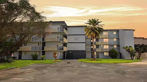 5275 NW 10th Ct #405, Plantation, FL 33313
