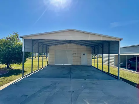 24 Shell Rd, Okeechobee, FL 34974 photo 2