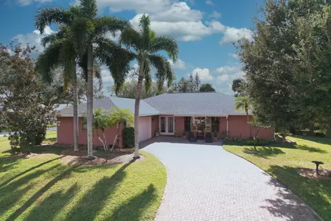 2142 SW Jaguar Ave, Port Saint Lucie, FL 34953