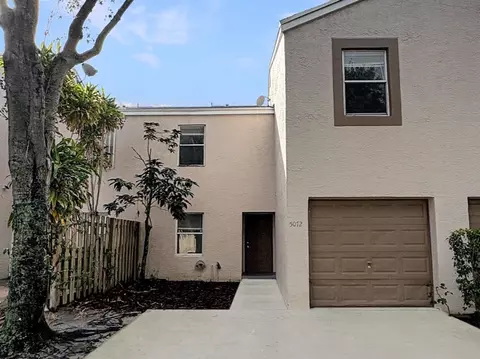 5072 Pine Abbey Dr S, West Palm Beach, FL 33415