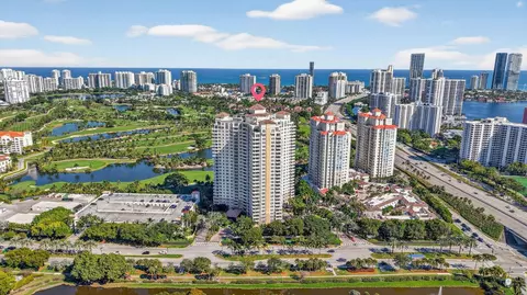 19501 W Country Club Dr #605, Aventura, FL 33180