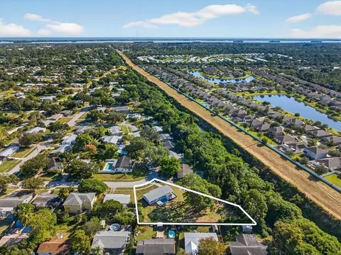 56 1st Ct SW, Vero Beach, FL 32962