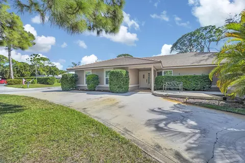 5163 SW Landing Creek Dr, Palm City, FL 34990