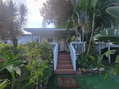 4882 S Katrina Cir, West Palm Beach, FL 33415
