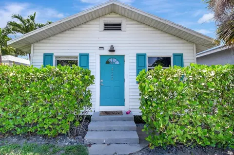422 N H St, Lake Worth Beach, FL 33460