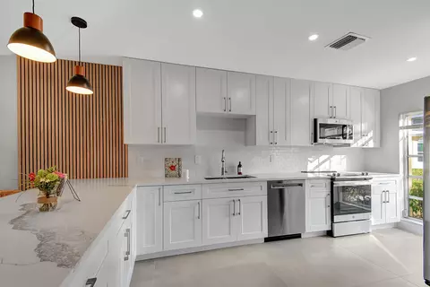 13602 Via Flora #C, Delray Beach, FL 33484
